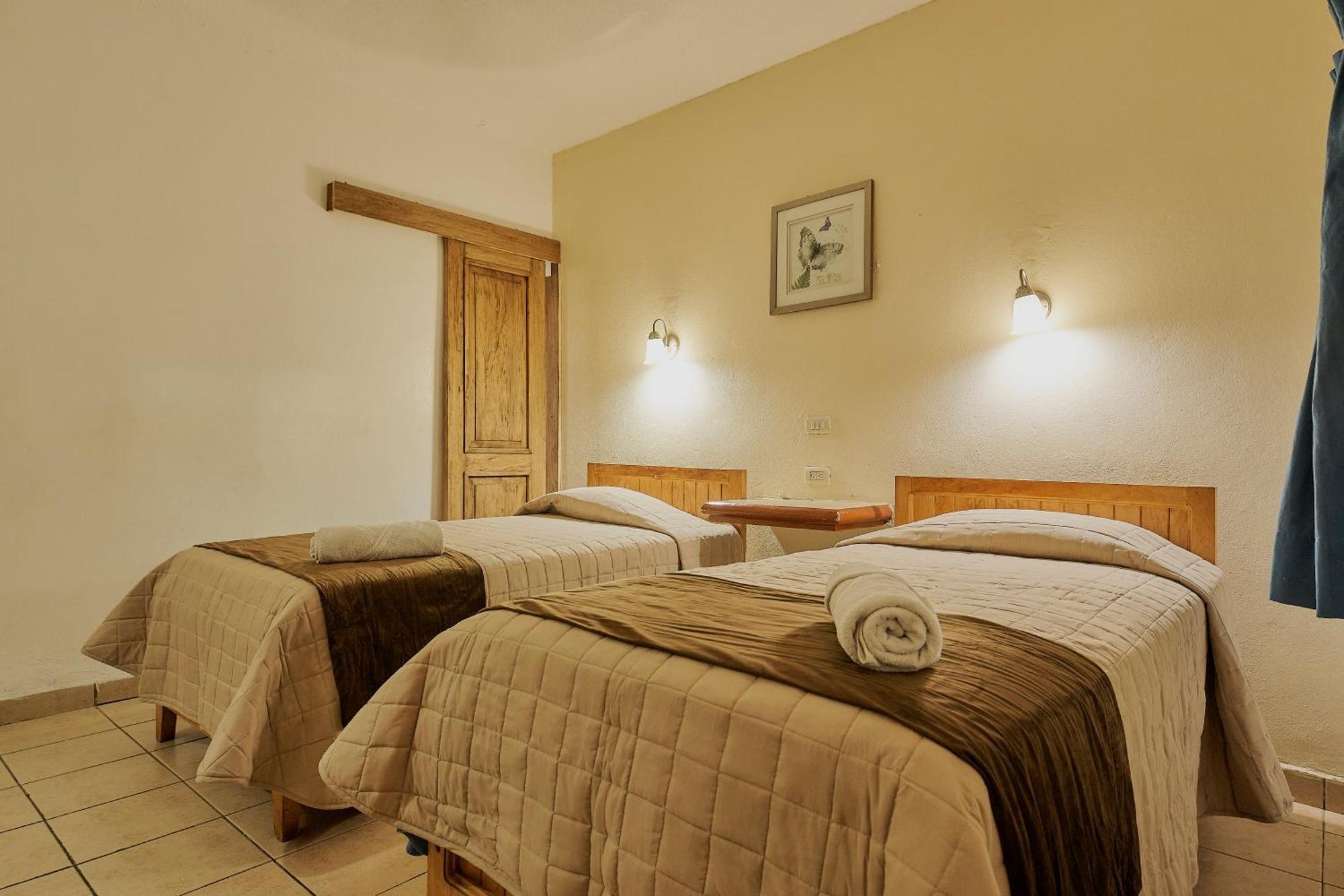 Hotel Cervantino Тапачула Экстерьер фото