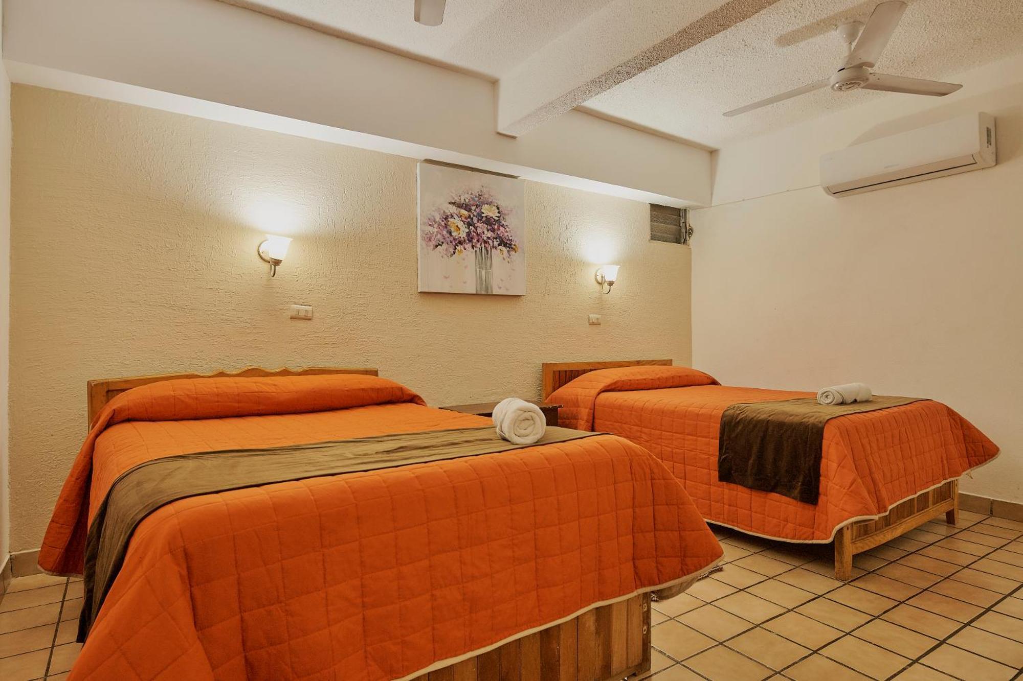 Hotel Cervantino Тапачула Экстерьер фото